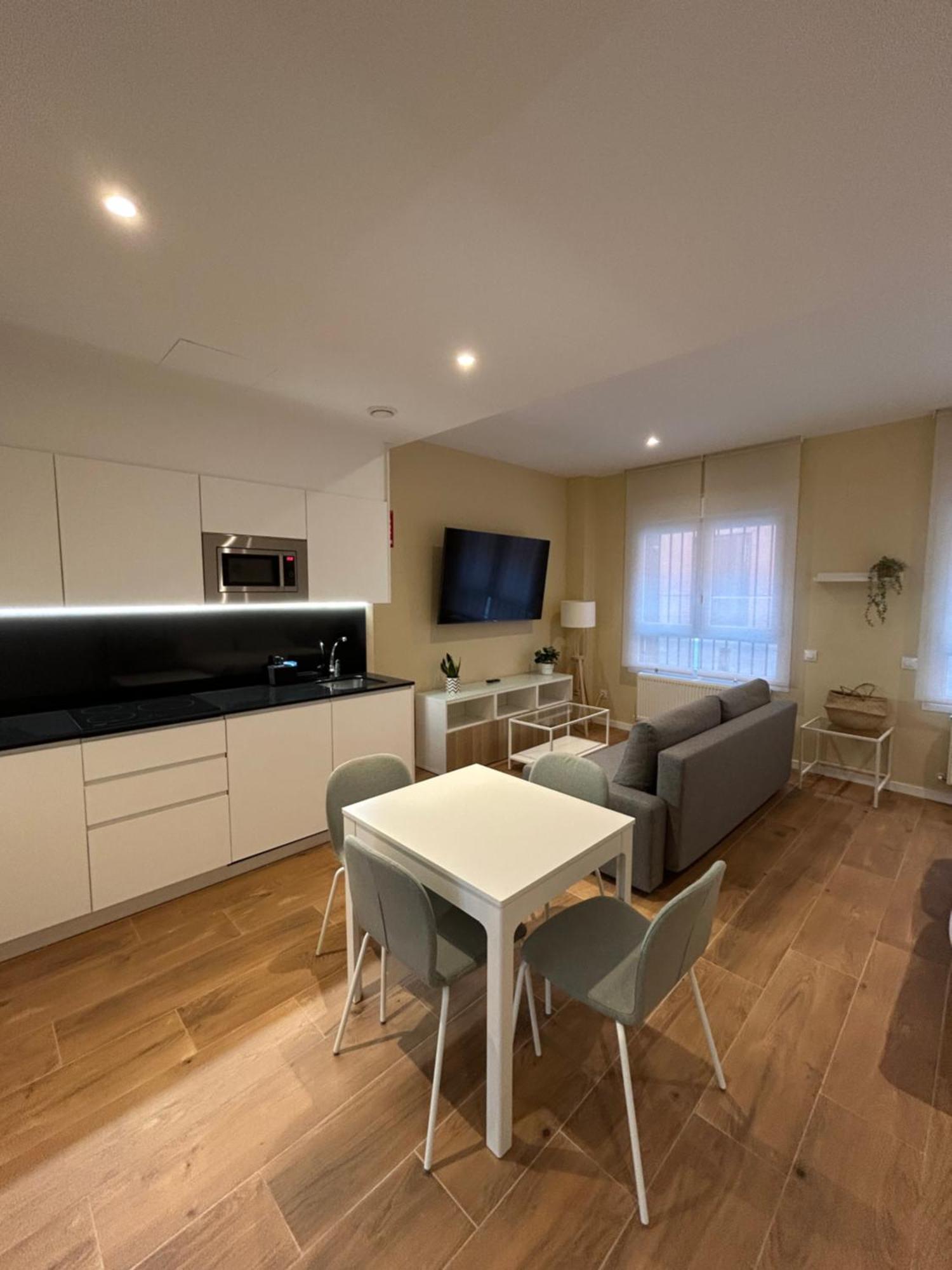 Apartament Turisticos Aeropuerto Barajas *